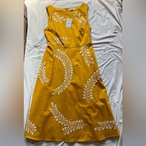 NWT Boden midi embroidered dress, size US 8